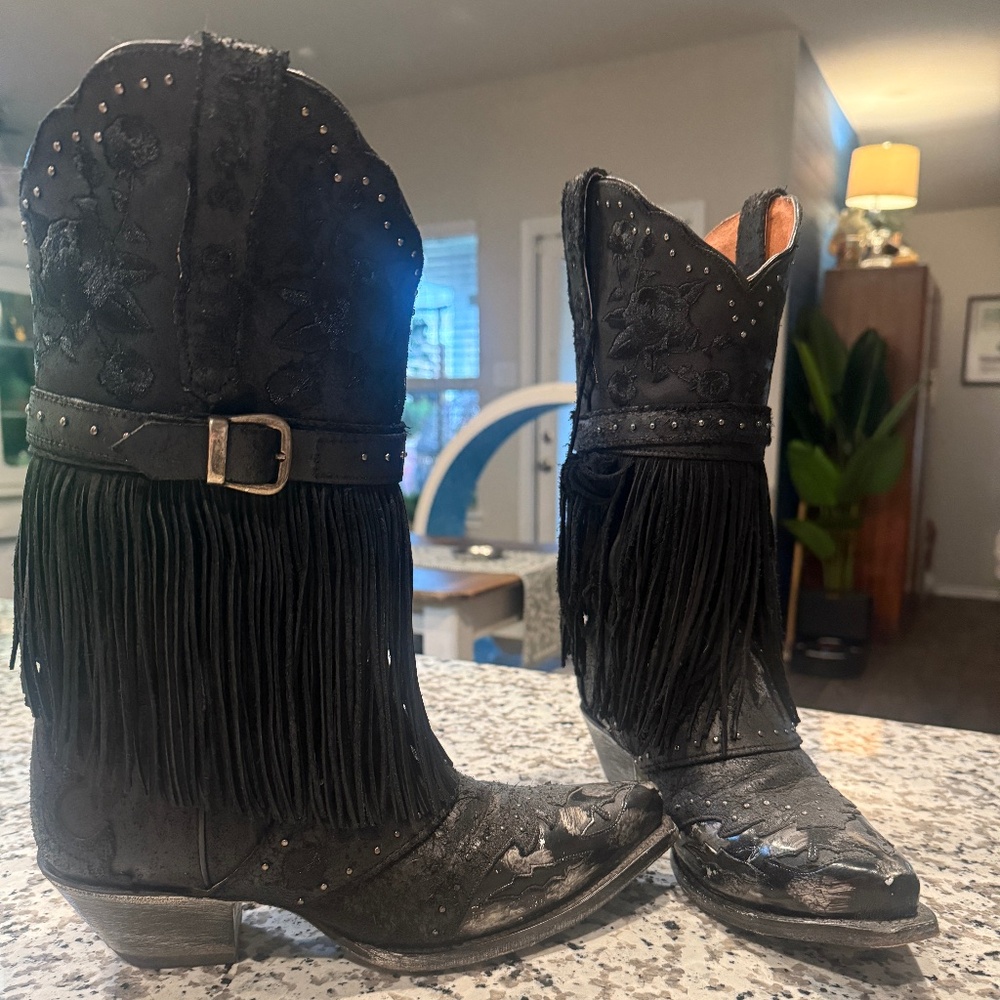 Black Fringe Western Boots